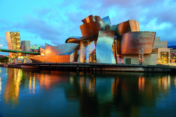 Books: Guggenheim Bilbao