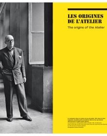 Book cover 35S. L'atelier de Le Corbusier, with the architect and designer making notes. Published by Editions Norma.