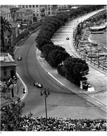 Book cover of Monaco Motor Racing, Edward Quinn. Motorsport 1950 - 1965, featuring Luigi Musso sitting in his Lancia D50, number '24' on nose. Published by Delius Klasing Verlag GmbH.