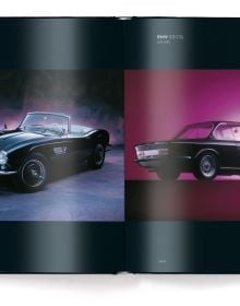 Book cover of Black Beauties, Iconic Cars with a black Bugatti Veyron Grand Sport Vitesse with illuminated lights. Published by teNeues Books.