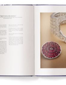 Book cover of For the Love of Diamonds: The Fine Jewelry Book, with Garden of Kalahari high jewellery diamond necklace. Published by teNeues Books.