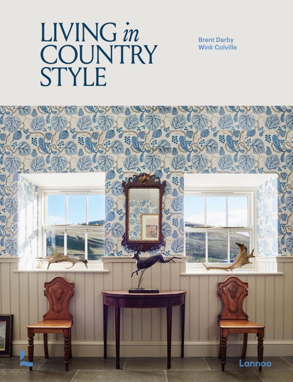 English Countryside Fabric and Wallpaper Designs to Inspire